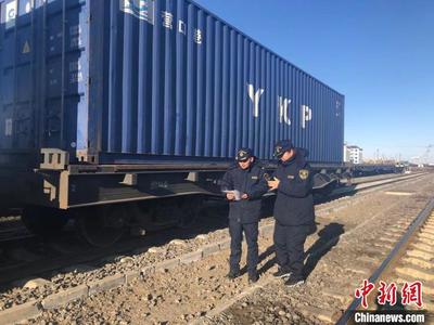 中蒙最大陸路口岸2020年進(jìn)出口貨物創(chuàng)新高，國(guó)內(nèi)貿(mào)易代理迎來(lái)發(fā)展新機(jī)遇