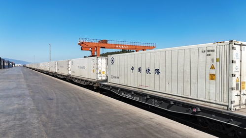 中老鐵路再提速 首趟啟程與四趟中亞班列成國(guó)內(nèi)貿(mào)易新引擎